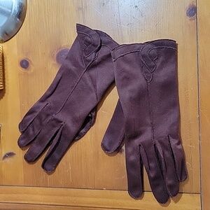 Vintage Ladies Gloves Size 6.5 in Chocolate Brown